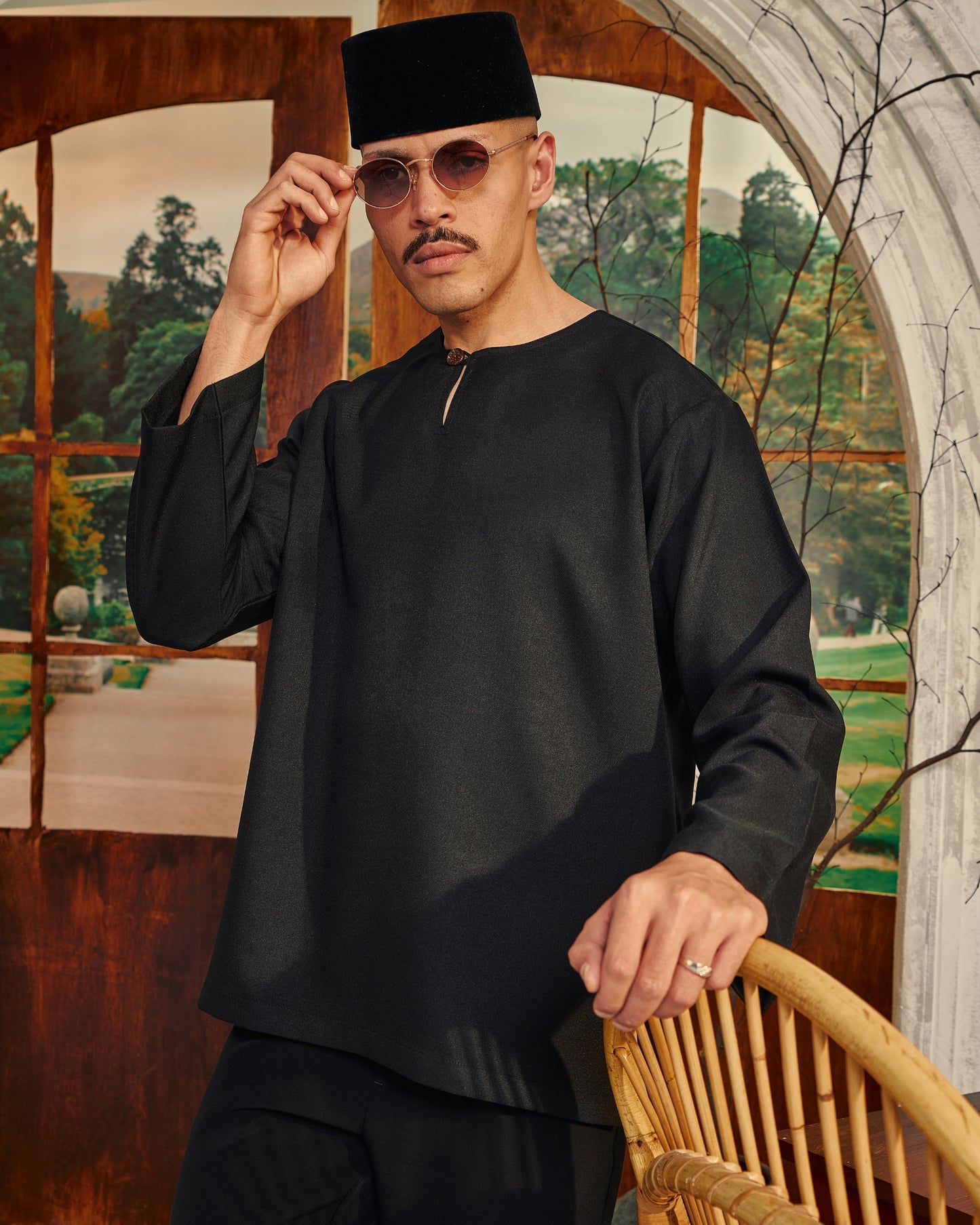 Indra Kurta In Black
