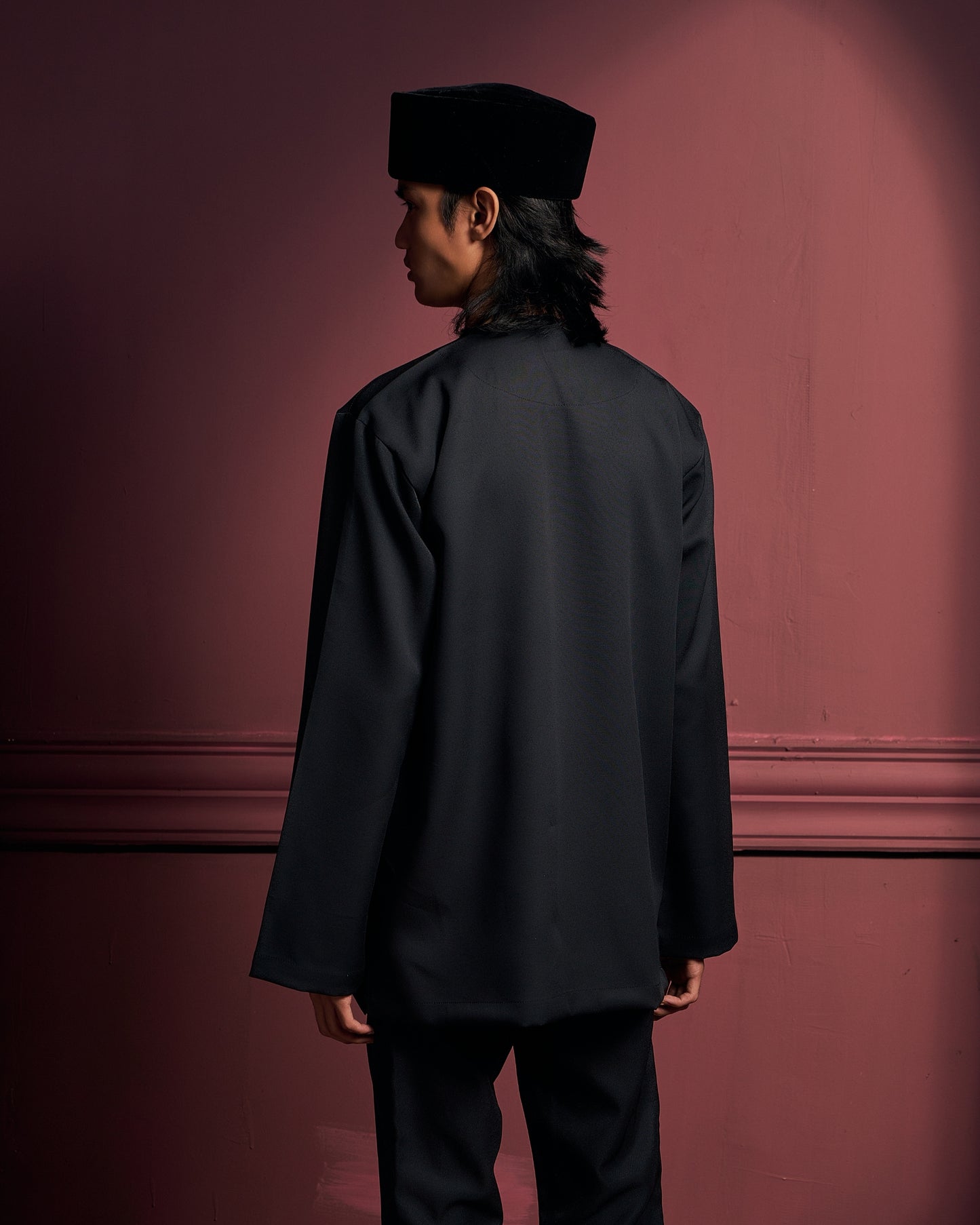 Tuah Kurta in Black