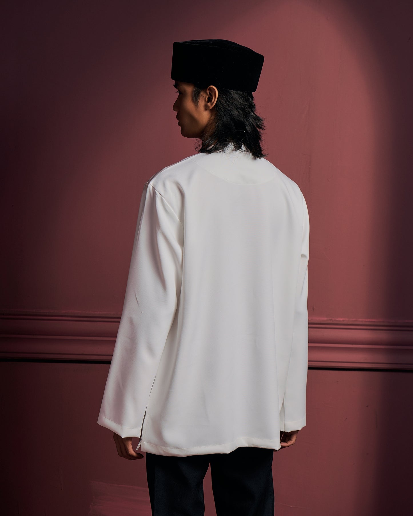 Tuah Kurta In Off White