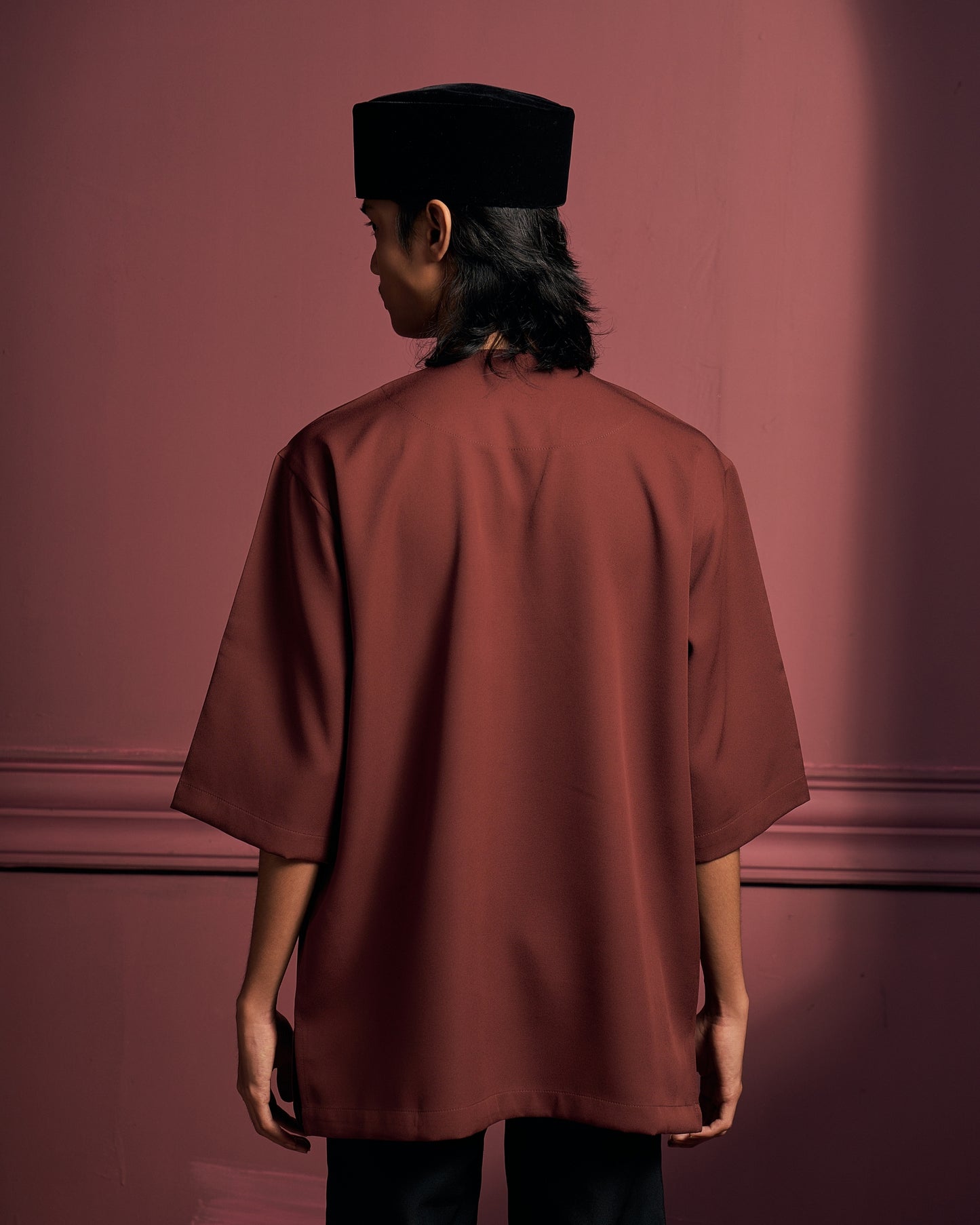 Jebat Kurta In Brown