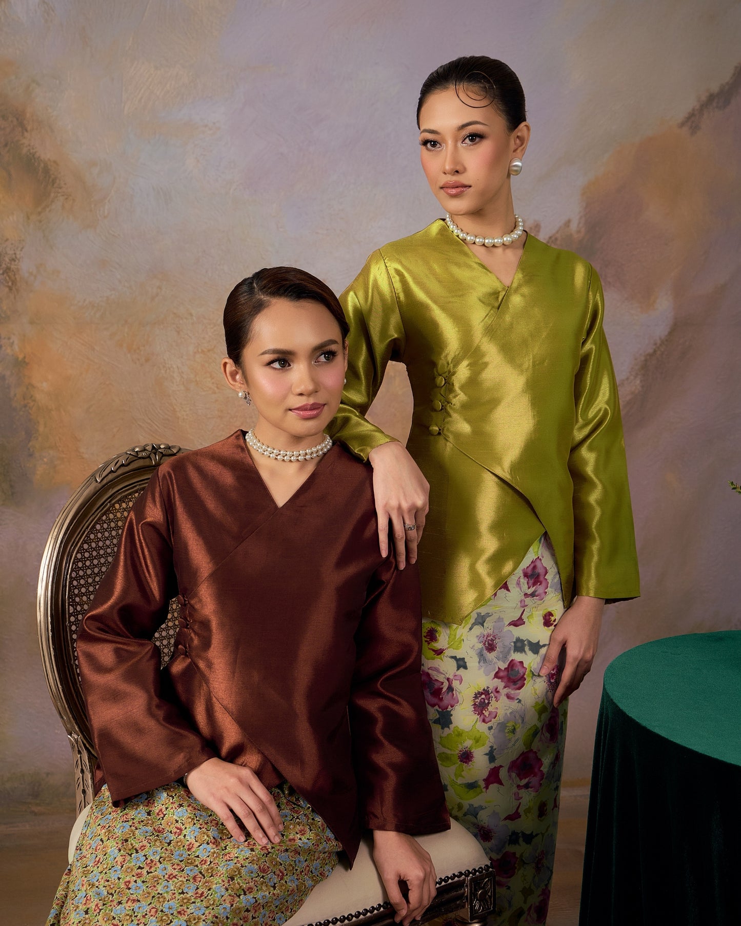 Seroja in Golden Moss