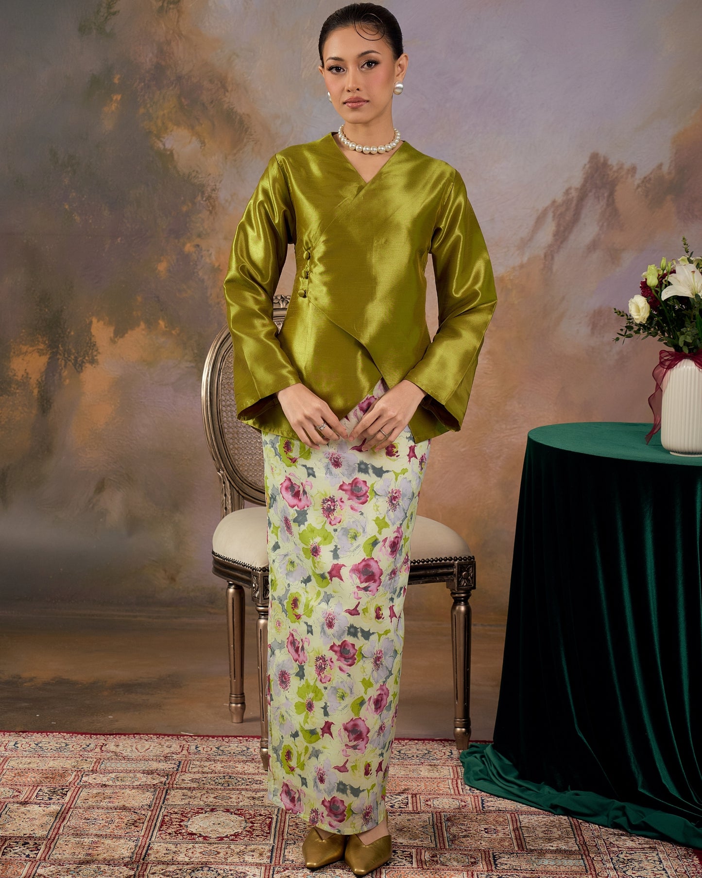 Seroja in Golden Moss