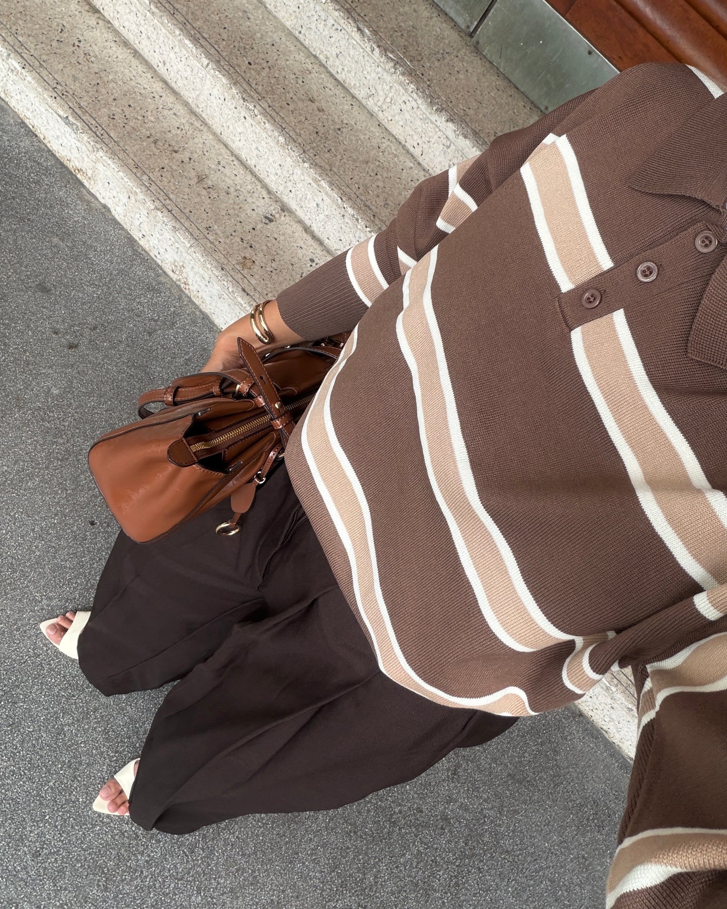 The Stripes in Brown