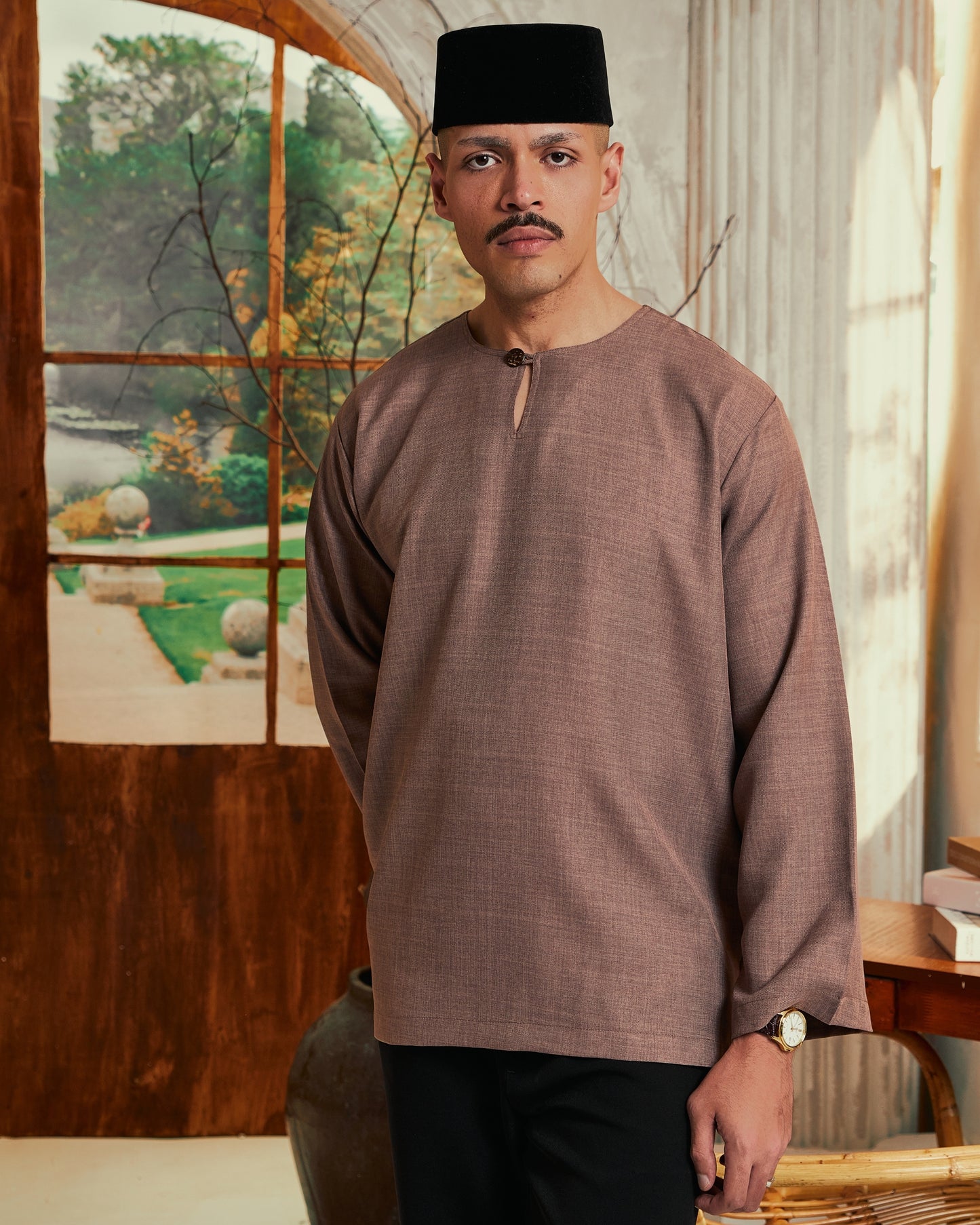 Indra Kurta in Cocoa