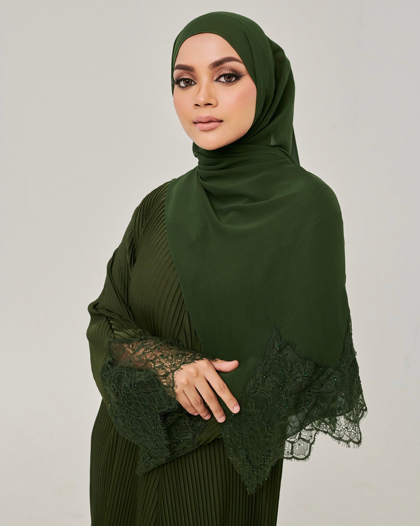 Needha in Olive